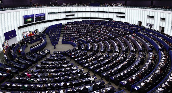 epa12598088 Members of the Parliament sit during voting at the European Parliament in Strasbourg, France, 17 December 2025. The current plenary session runs from 15 until 18 December 2025. EPA/RONALD  ...