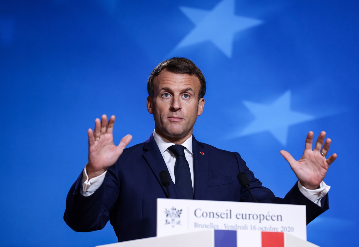 epa08750265 France's President Emmanuel Macron gives a press conference at the end of the two days face-to-face European Union (EU) summit at the European Council Building in Brussels, Belgium, 1 ...