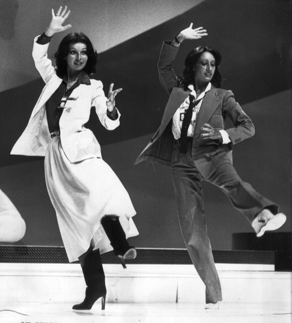 FRANKRIKE PARIS 1978-04-21. Luxemburgs kandidater vid Eurovisonsschlager- tävlingen i Paris april 1978. Sangduon Baccara, Maria Mandiolo och Mayte Metheos, genrepar i Paris. Foto Olle Wester / TT / Ko ...