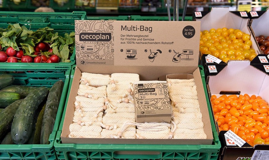 Gewogen wird das Gemüse ohne den Multi-Bag, den es seit November in allen grösseren Coop-Supermärkten zu kaufen gibt.