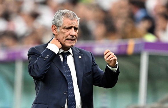 epa10335200 Head coach Fernando Santos of Portugal during the FIFA World Cup 2022 group H soccer match between Portugal and Uruguay at Lusail Stadium in Lusail, Qatar, 28 November 2022. EPA/Noushad Th ...