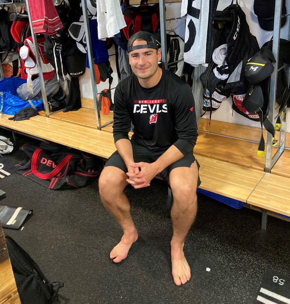 Timo Meier in der Kabine des SC Herisau.