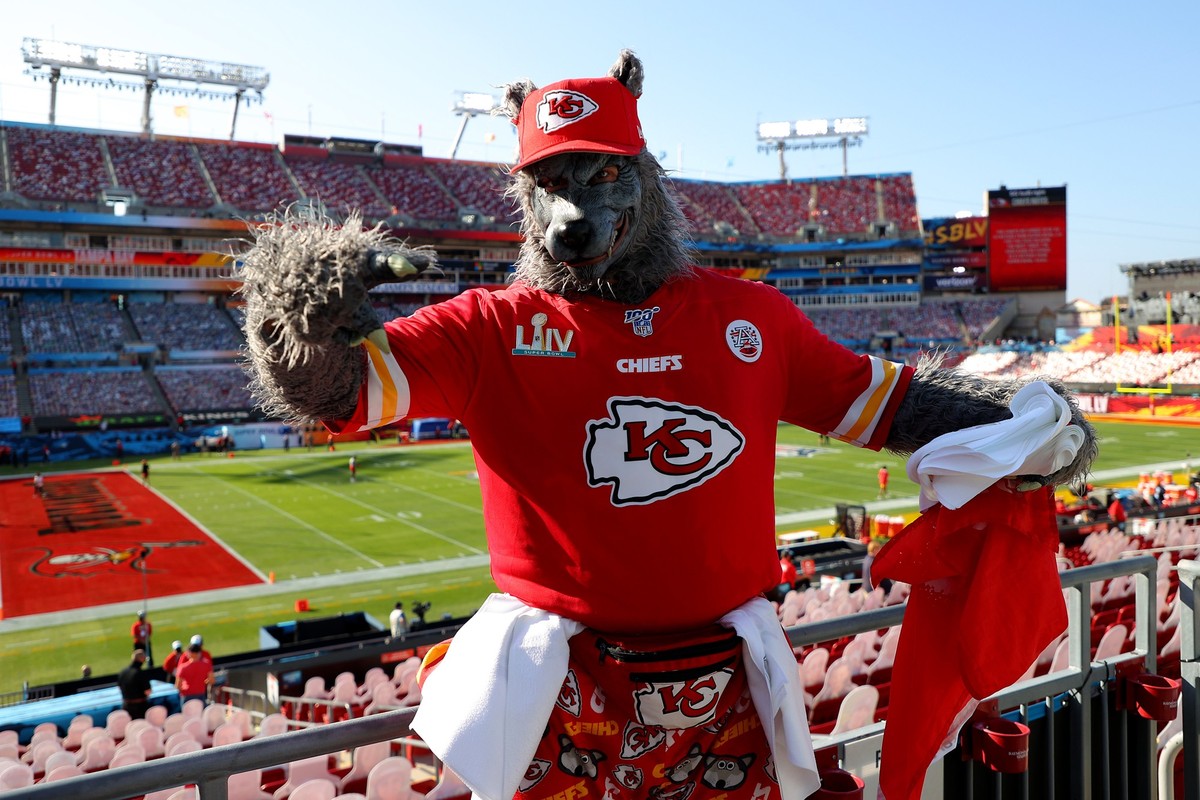 TAMPA, FLORIDA - FEBRUARY 07: A fan in a werewolf costume poses before Super Bowl LV between the Tampa Bay Buccaneers and the Kansas City Chiefs at Raymond James Stadium on February 07, 2021 in Tampa, ...