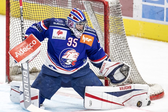 Zuerichs Torhueter Ludovic Waeber im vierten Eishockey Playoff-Viertelfinalspiel der National League zwischen den ZSC Lions und Lausanne HC am Montag, 19. April 2021, im Hallenstadion in Zuerich. (KEY ...