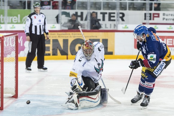 Im Penaltyschiessen behält der EHC Biel gegen Gottéron die Oberhand.&nbsp;