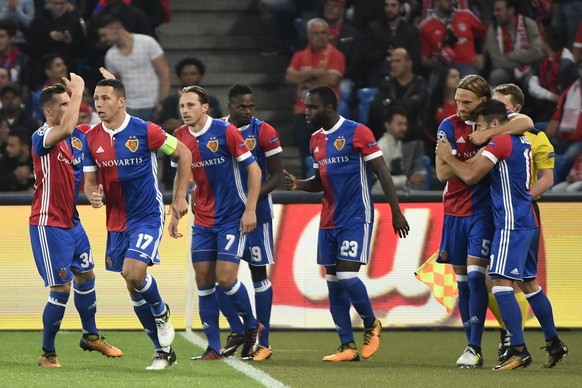 Basels players celebrate the 1:0 scored by Michael Lang, 2nd right, during an UEFA Champions League Group stage Group A matchday 2 soccer match between Switzerland&#039;s FC Basel 1893 and Portugal&#0 ...