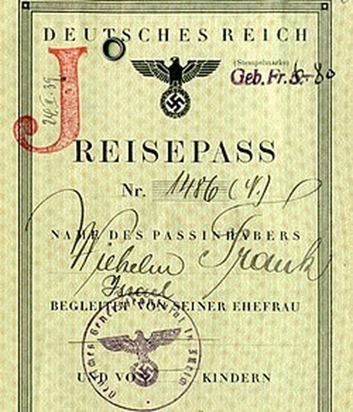 Deutscher Reisepass mit J-Stempel und Zwangsvornamen Israel.
https://de.wikipedia.org/w/index.php?curid=4272354