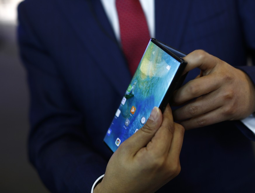Huawei verschiebt Start seines Falt-Handys – aus Gründen ...