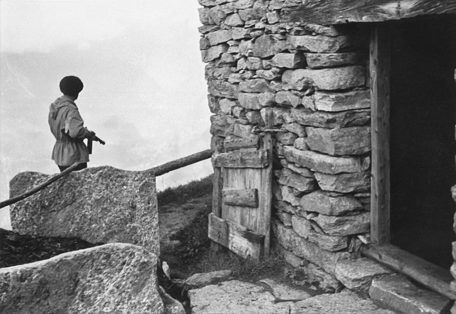 Die Partisanen zogen sich in kleine Alphütten zurück, um mit einer Guerillataktik die deutsche Wehrmacht anzugreifen.