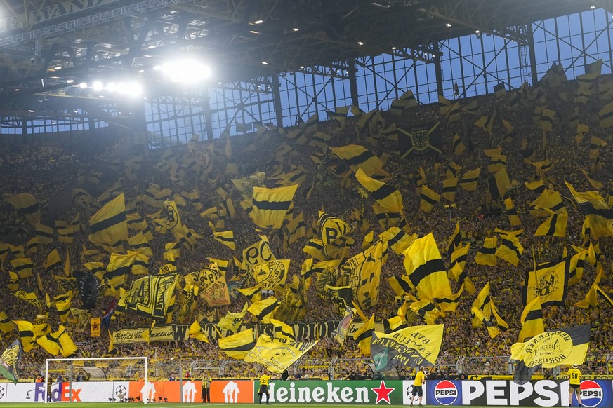 Dortmund&#039;s fans cheer for their team prior to the Champions League semifinal first leg soccer match between Borussia Dortmund and Paris Saint-Germain at the Signal-Iduna Park in Dortmund, Germany ...