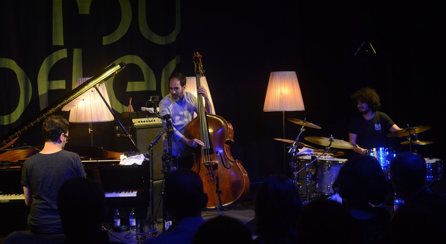 Omer Klein Trio bei «Musig im Pflegidach», Muri
