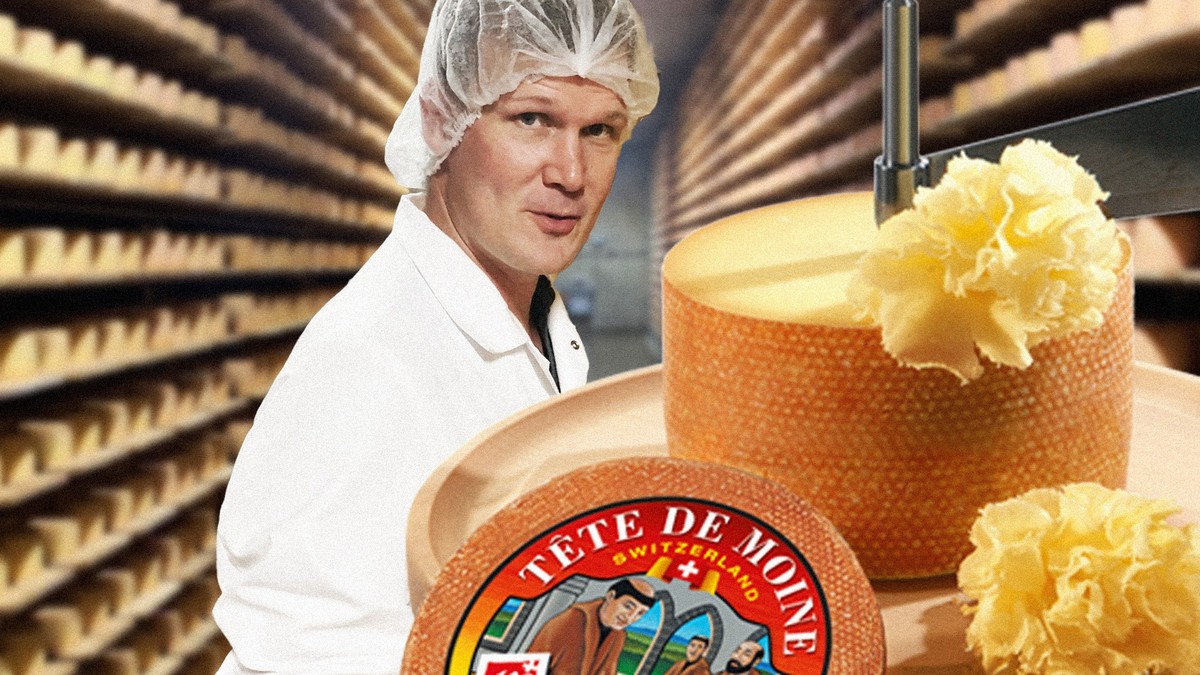 Florian Spielhofer dans sa fromagerie le 12 août 2025 à Saint-Imier.