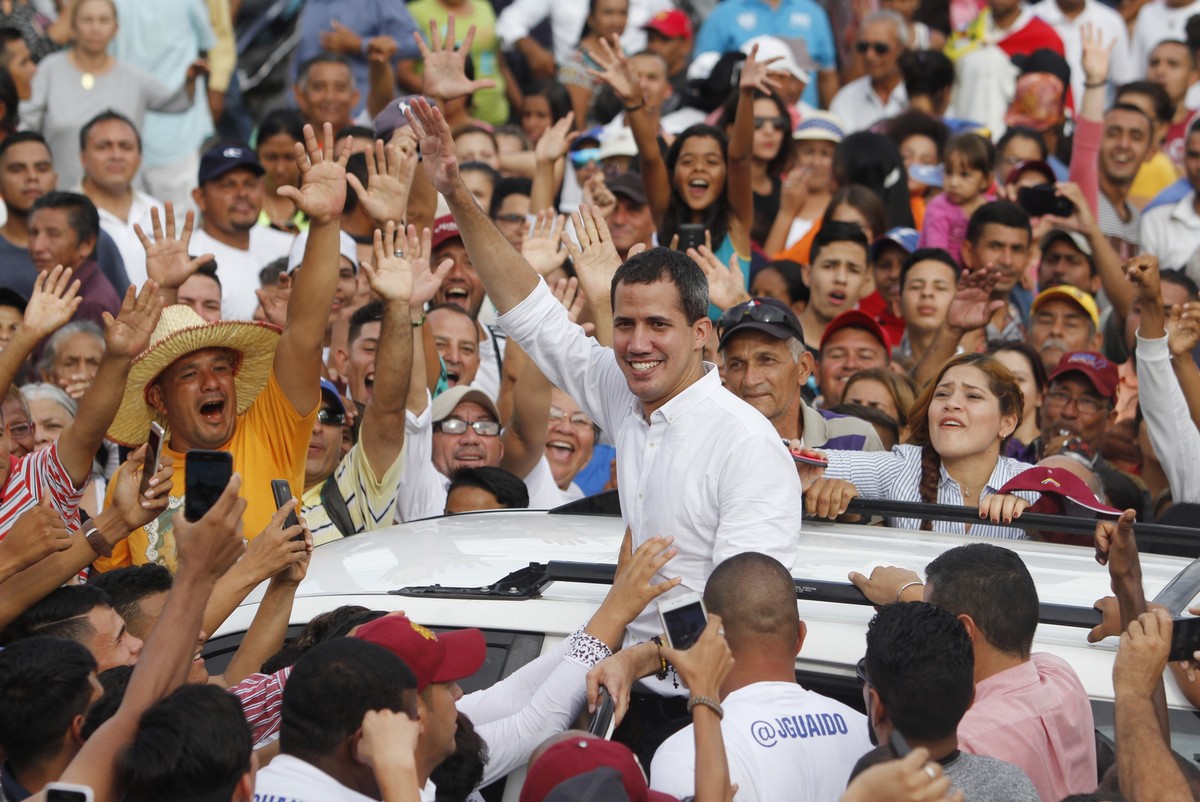 Venezuela's opposition leader and self-proclaimed interim president Juan Guaidó greets supporters at a rally in Carora, Venezuela, Saturday, May 25, 2019. Representatives of the Venezuelan govern ...