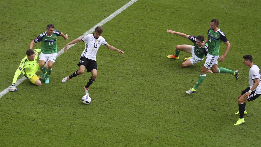 Der wichtigste Pass: Müller schiebt den Ball zu Gomez, welcher das Tor des Abends erzielt.