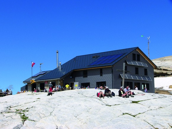 Lötschental Rauszeit Älplerspiele Lötschenpass Lötschenpasshütte