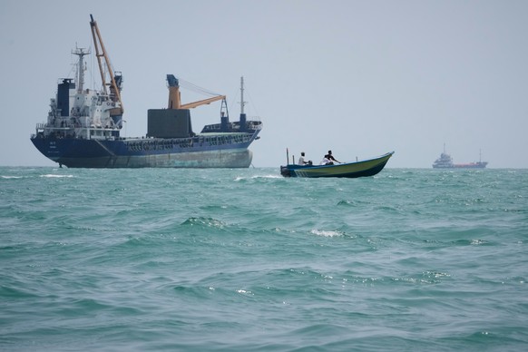A motorboat passes a general cargo ship anchored in the Strait of Hormuz off Bandar Abbas, Iran, Sunday, Sept. 6, 2026. (AP Photo/Vahid Salemi)
APTOPIX Iran War Strait of Hormuz