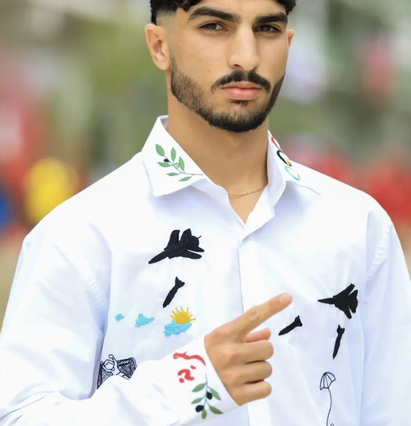 Mit diesem Hemd trug Wasim Abusal die Palästina-Flagge bei der Eröffnungsfeier.