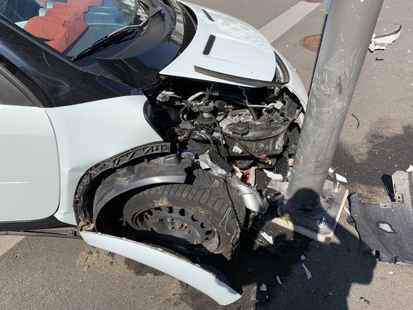 Lernfahrt endet mit Kieferbruch in Lenzburg.