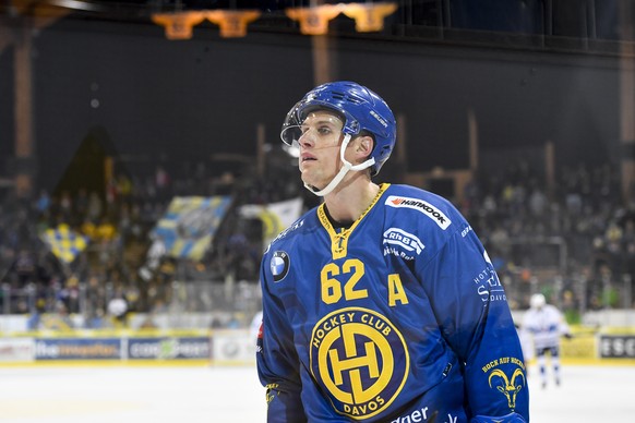 Davos&#039; Felicien Du Bois, beim Eishockey-Qualifikationsspiel der National League A zwischen dem HC Davos und dem HC Fribourg-Gotteron am Dienstag, 2. Oktober 2018, in der Vaillant Arena in Davos.  ...