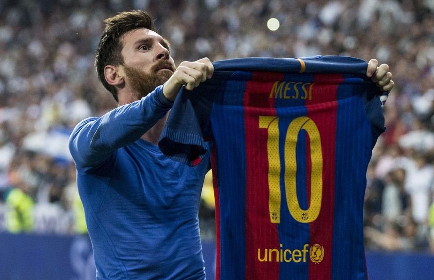 Leo Messi of FC Barcelona celebrates after scoring a goal during the match of La Liga between Real Madrid and Futbol Club Barcelona at Santiago Bernabeu Stadium in Madrid, Spain. April 23, 2017. (ALTE ...