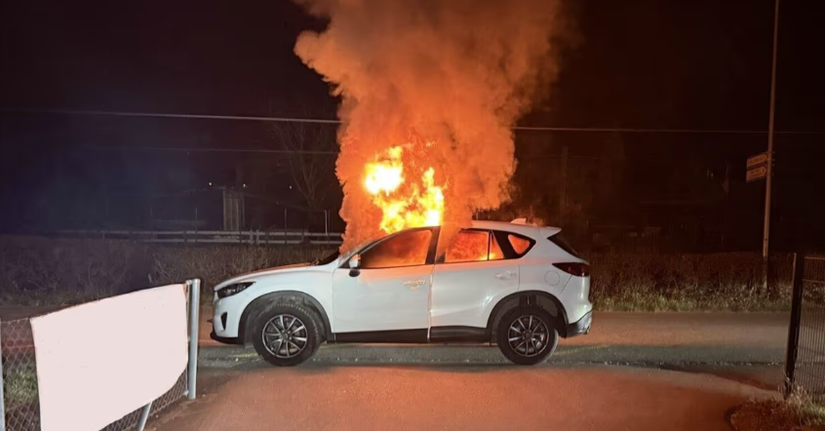 Zwei Männer brechen in Schaffhauser Garagen ein und zünden Auto an