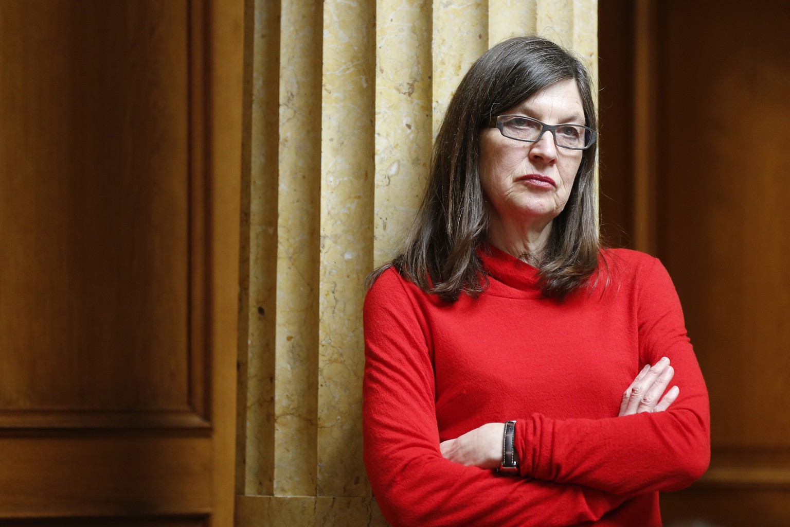 Silvia Schenker (SP-BS) verfolgt die Debatte im Nationalrat, waehrend der Fruehlingssession der Eidgenoessischen Raete, am Montag, 14. Maerz 2016 in Bern. (KEYSTONE/Peter Klaunzer)