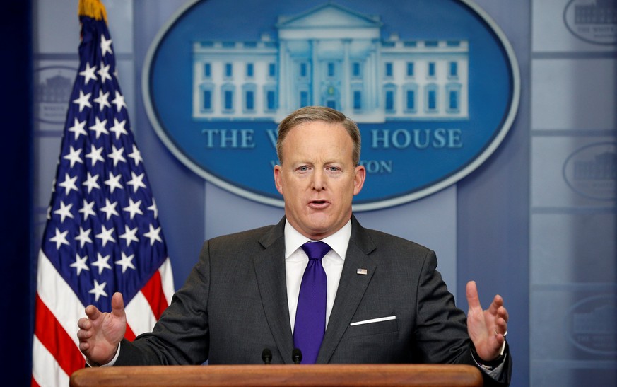 White House spokesman Sean Spicer holds a press briefing at the White House in Washington February 7, 2017. REUTERS/Kevin Lamarque
