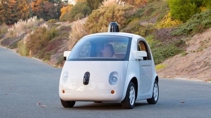 Googles Prototyp seines autonom fahrenden Autos soll 2015 in den USA auf den Strassen herumkurven. In fünf Jahren sollen sie Serienreif sein.