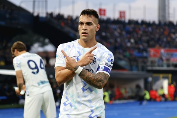 epa12559899 Inter&#039;s Lautaro Martinez celebrates after scoring the 1-0 lead during the Italian Serie A soccer match Pisa SC vs Inter at Arena Garibaldi stadium in Pisa, Italy, 30 November 2025. EP ...
