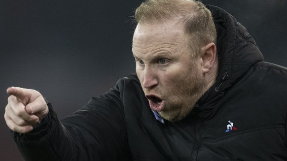 Trainer Ludovic Magnin (LS) reagiert im Fussball Meisterschaftsspiel der Swiss Super League zwischen Grasshopper Club Zuerich, GC, und FC Lausanne-Sport, LS, im Letzigrund, am Dienstag, 4. Februar 202 ...