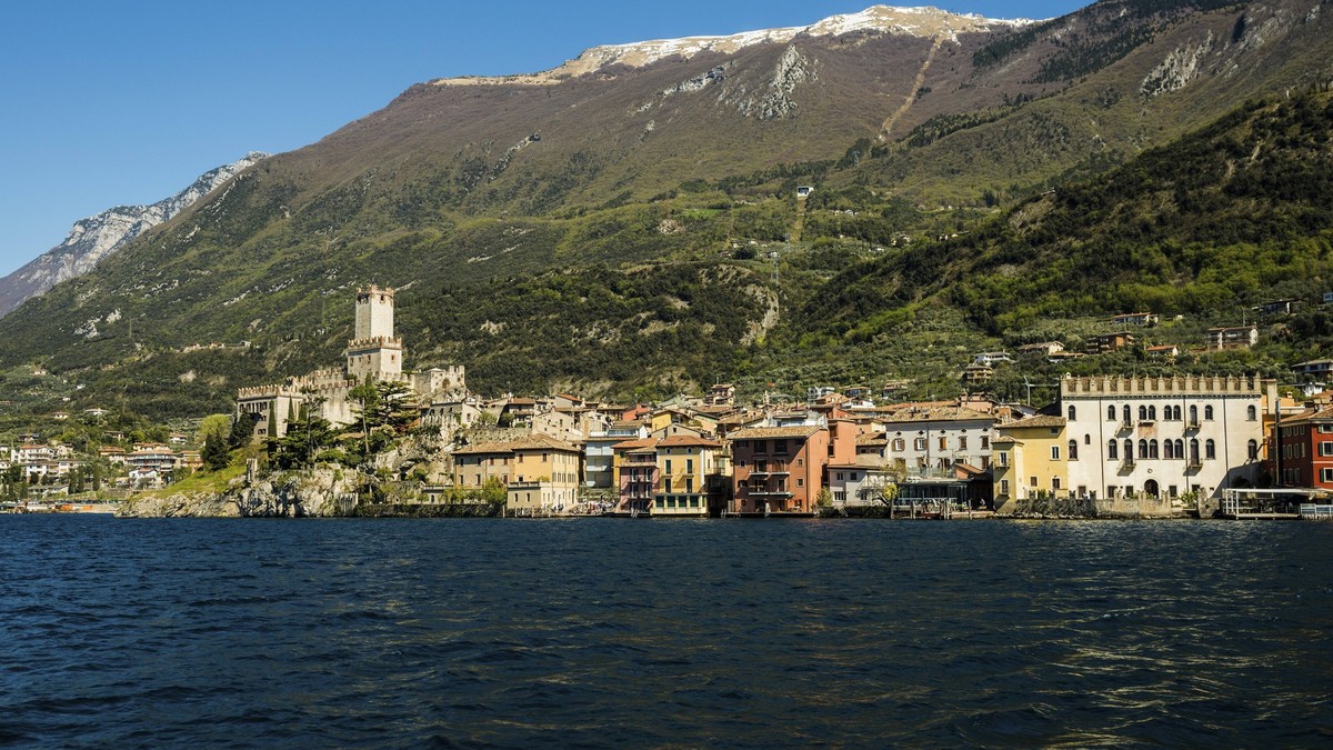 Schweizer-Tourist-stirbt-bei-Gleitschirmunfall-in-Italien