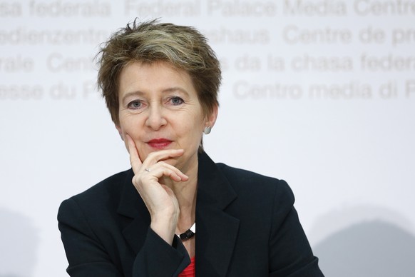 Bundesraetin Simonetta Sommaruga waehrend einer Medienkonferenz, am Montag, 12. Maerz 2018 in Bern. (KEYSTONE/Peter Klaunzer)
