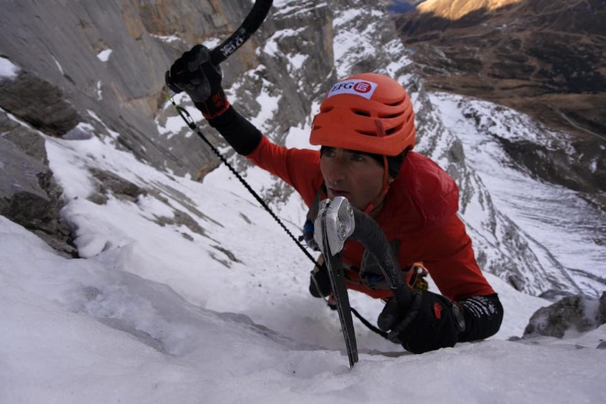 Extrembergsteiger Ueli Steck erhielt 2014 den Piolet d'Or – den Oscar des Alpinismus.