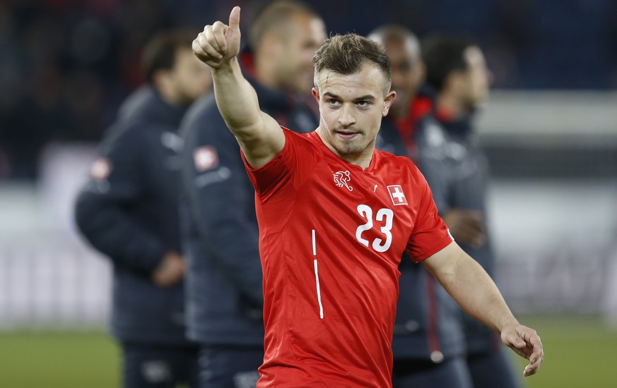 Daumen hoch bei und für Xherdan Shaqiri: Der Inter-Flügel bereitet alle drei Schweizer Tore vor.