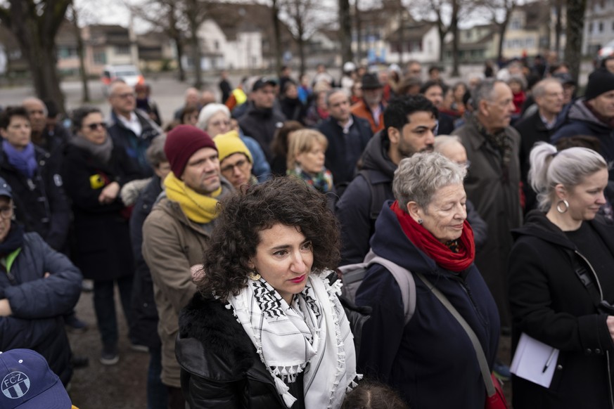 Shirine Dajjani, swiss palestinian citizen stands in the gathering of Jews, Muslims and people of other faiths, on Sunday 10 March 2024, at Lindenhof square in Zurich to show their solidarity with the ...