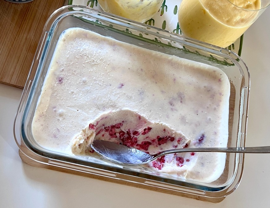 Home-made TikTok ice cream. Baroni home testing.