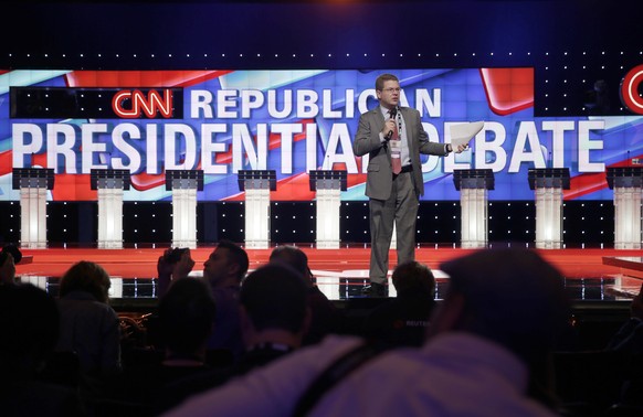 FILE - CNN Washington bureau chief Sam Feist talks to members of the press during the Republican presidential debate at the Venetian Hotel &amp; Casino on Tuesday, Dec. 15, 2015, in Las Vegas. (AP Pho ...