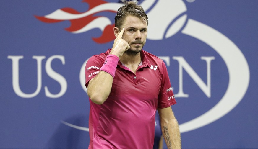 Stan Wawrinka, of Switzerland, reacts after winning the first set against Juan Martin del Potro, of Argentina, in the quarterfinals of the U.S. Open tennis tournament, Wednesday, Sept. 7, 2016, in New ...