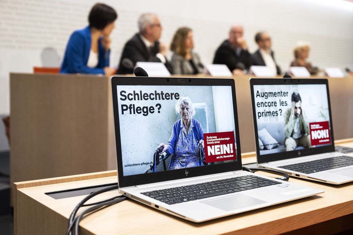 Veronique Polito, Vizepraesidentin Unia, Christian Dandres, Praesident VPOD, Natascha Wey, Generalsekretaerin VPOD, Pierre-Yves Maillard, Praesident SGB, David Roth, Vizepraesident SP Schweiz und Kath ...
