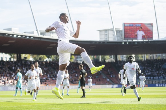 Zuerichs Simon Sohm jubelt nach seinem 1:0 Tor im Fussball Meisterschaftsspiel der Super League zwischen dem FC Zuerich und dem FC Thun im Letzigrund, am Sonntag, 22. September 2019 in Zuerich. (KEYST ...