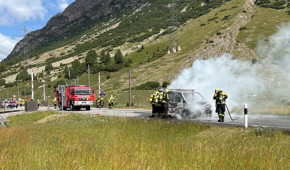 Pontresina: Auto auf dem Berninapass ausgebrannt. (27.07.2026)