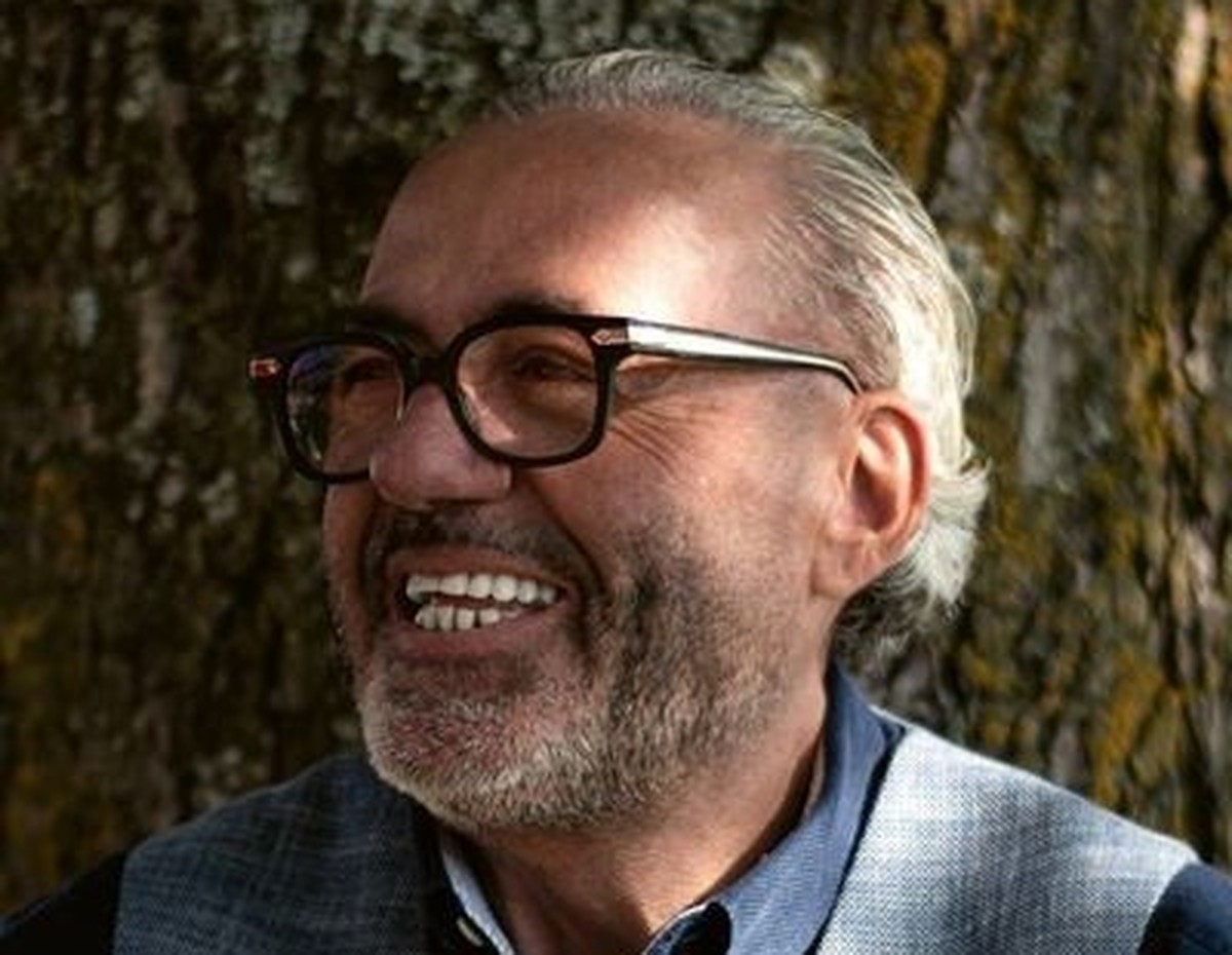 Denis Vipret a fait l'objet d'une biographe parue en mai 2025.