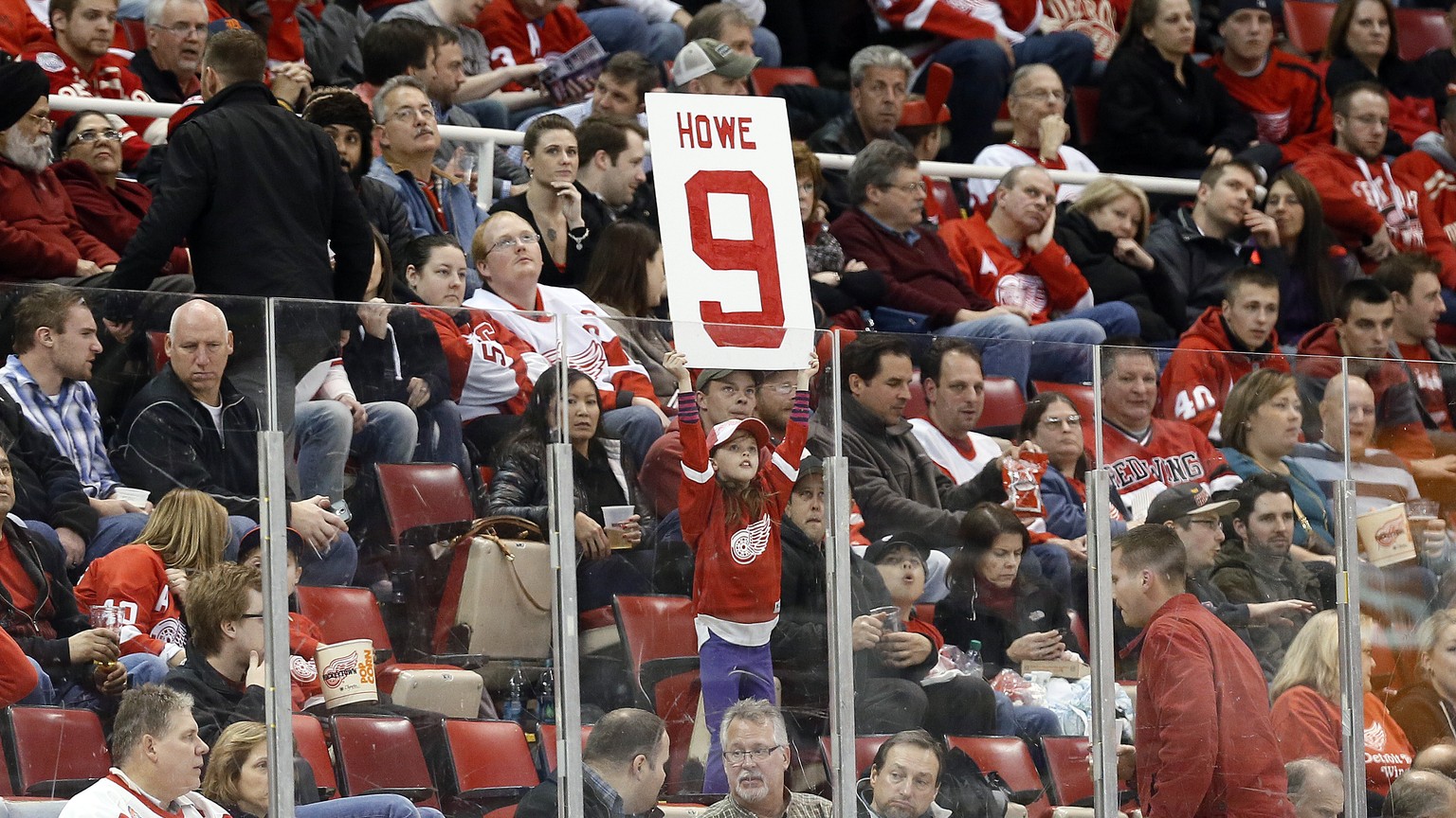 Die 9 war seine Nummer: Gordie Howe, eine Ikone der Detroit Red Wings und der ganzen Liga.