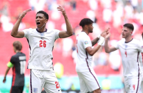 England v Croatia - UEFA EURO, EM, Europameisterschaft,Fussball 2020: Group D Jude Bellingham of England celebrate a win after the UEFA Euro 2020 Championship Group D match between England and Croatia ...