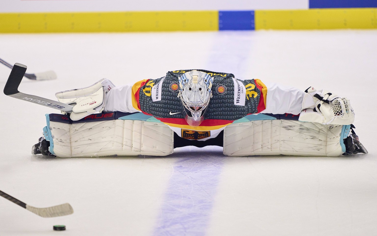 Bilder des Jahres 2024, Sport 05 Mai Sport Themen der Woche KW21 Sport Bilder des Tages Philipp GRUBAUER Goalie Nr.30 of Germany in the quarterfinal match GERMANY - SWITZERLAND of the IIHF Ice hockey, ...