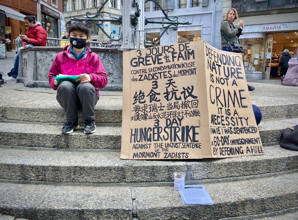 Houwey Ou Greta Thunberg chine chinoise climat militante ZAD Mormont Lausanne grève de la faim