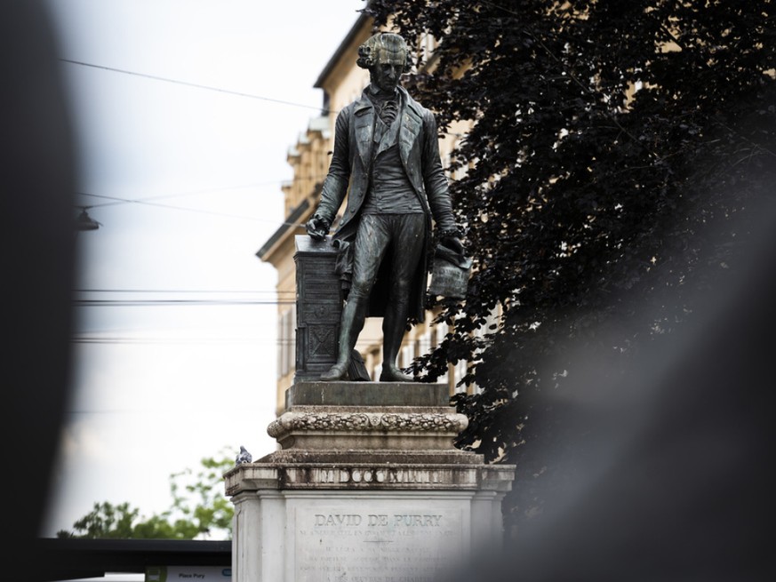 In Neuenburg fordert eine Petition den Abriss der Statue von David de Pury.