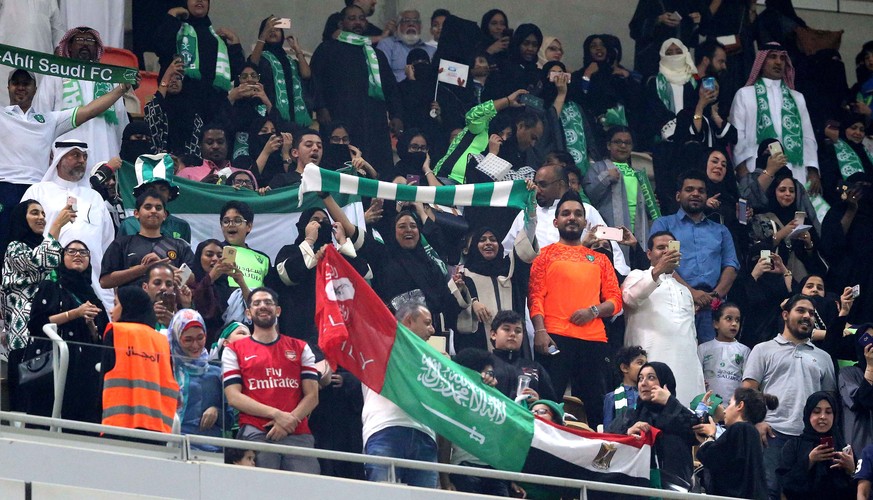 epa06434153 Saudi families cheer at the King Abdullah Sports City known as &#039;a radiant jewel&#039; to attend the Saudi Football League soccer match Al Ahly and Al-Batin in Jeddah, Saudi Arabia, 12 ...