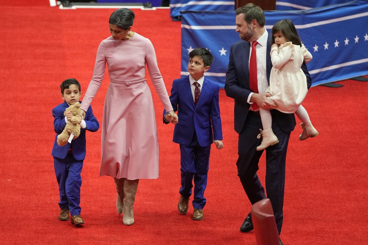 Second lady Usha Vance and Vice President JD Vance with their three children arrive on stage to an indoor Presidential Inauguration parade event in Washington, Monday, Jan. 20, 2025. (AP Photo/Mark Sc ...
