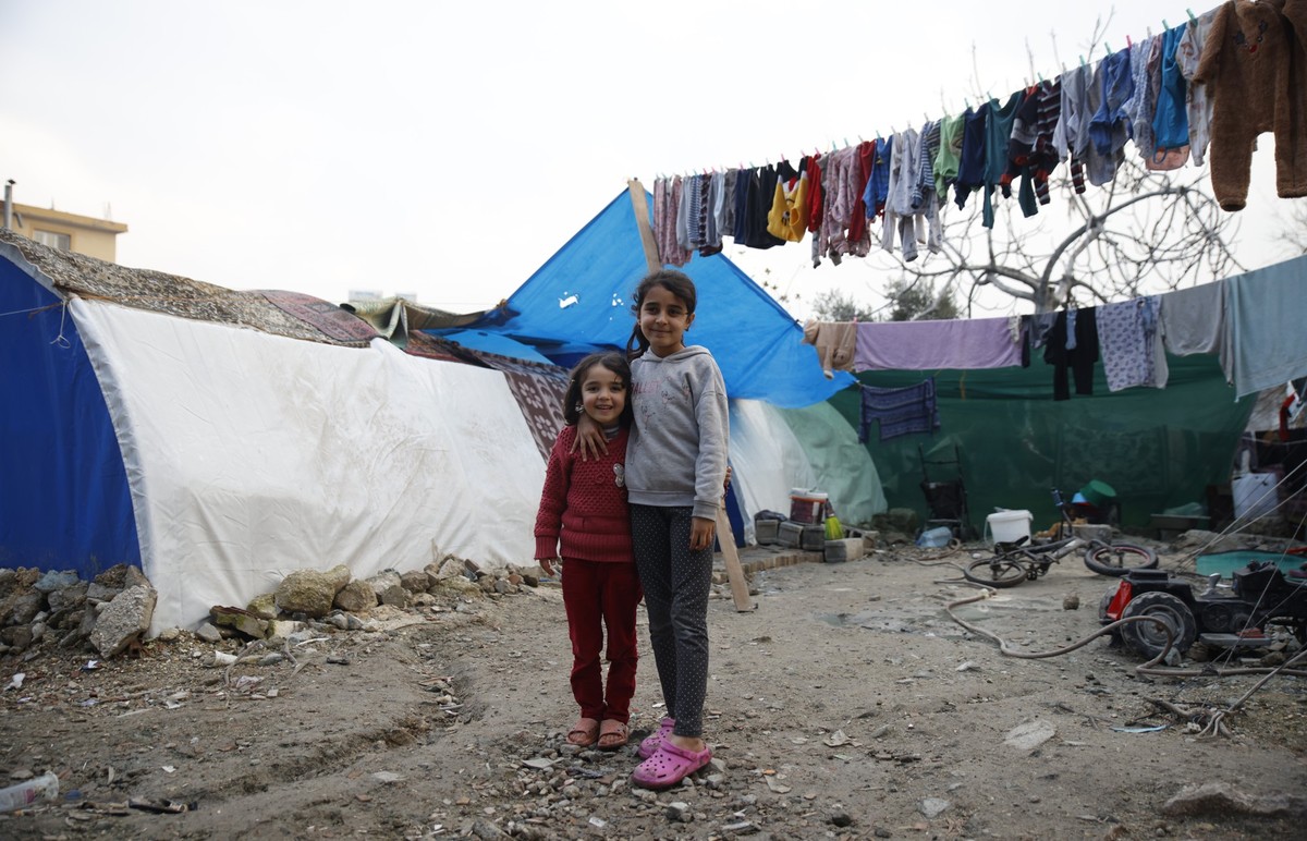 Kinder in der Türkei in der Erdbebenregion